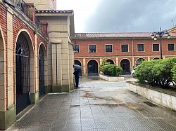 Parroquia de la Natividad, plaza